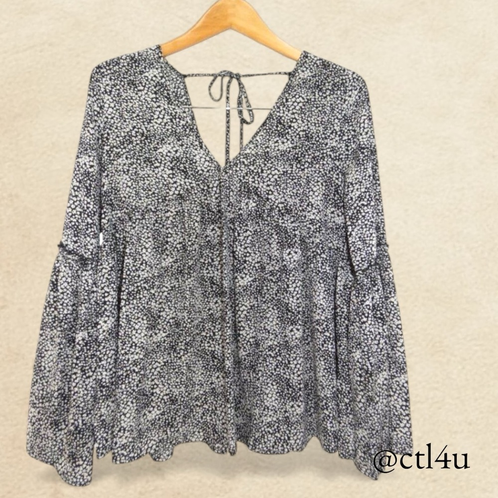 Pink Lily Whimsigoth Dark Boho Cottagecore Floral Bell Sleeve Blouse Size S